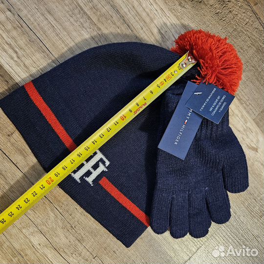 Шапка+перчатки Tommy Hilfiger оригинал