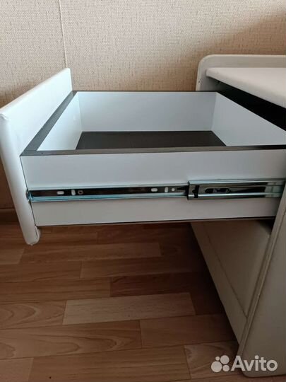 Тумбочка прикроватная бу