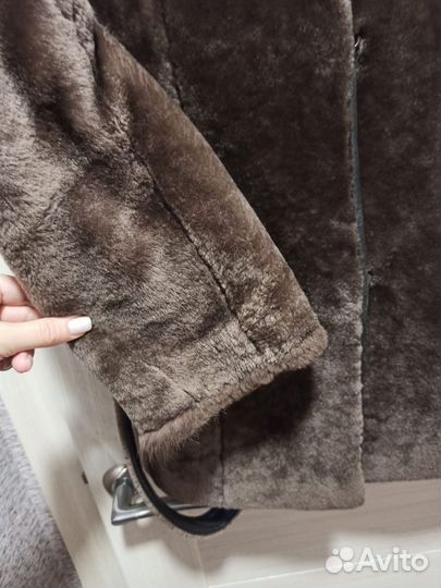 Шуба мутоновая с капюшоном42