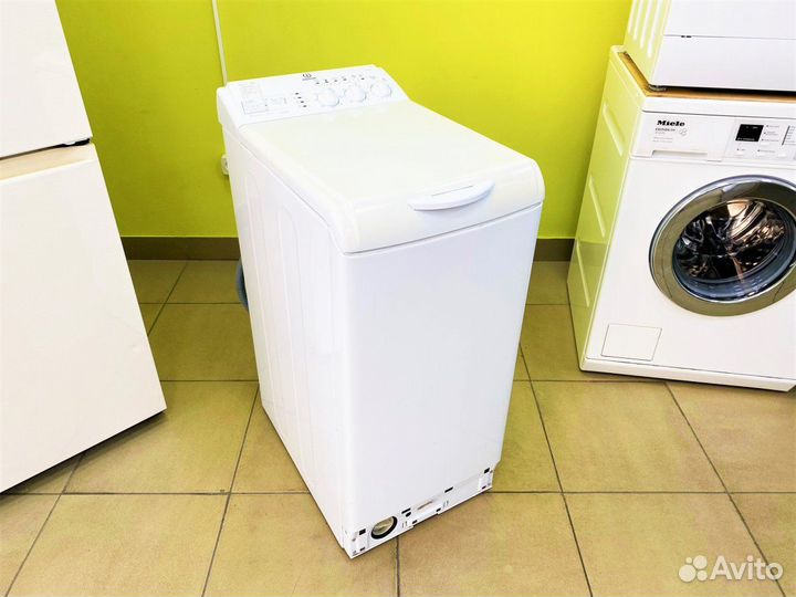Машина с вертикальной загрузкой бу Indesit