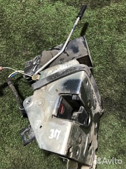 Замок двери задний правый Bmw 5-Series E39 M54B20