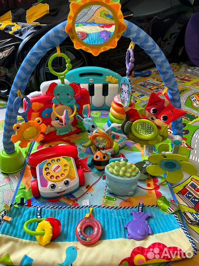 Fisher price и Tiny Love игрушки пакетом