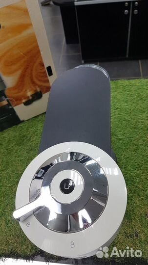 Кофемашина капсульная Nespresso Vertuo Next GCV1