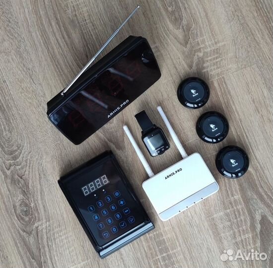 Кнопка вызова персонала, часы, табло, пуль, репите