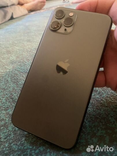 Телефон iPhone 11 pro