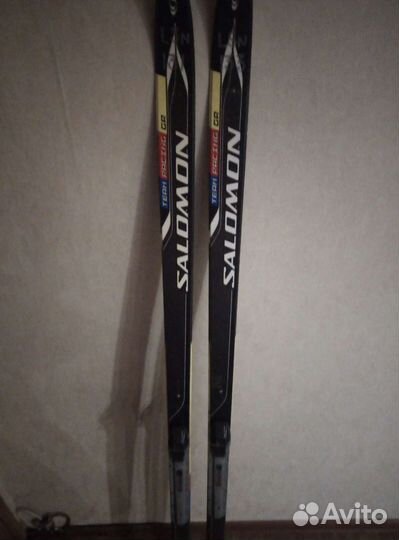 Беговые лыжи