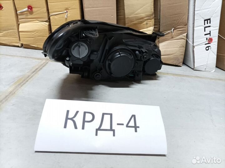 Фара передняя левая Hyundai Elantra