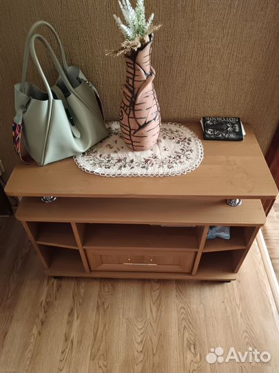 Продам тумбу