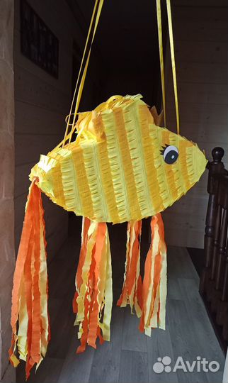 Пиньята Золотая рыбка