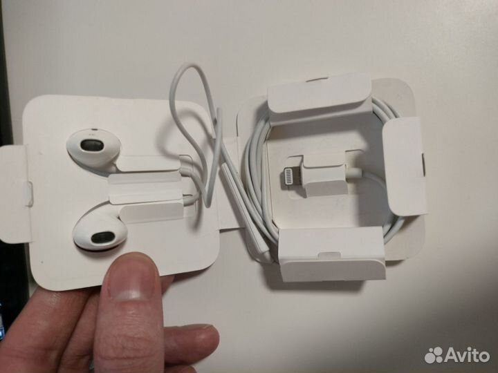 Наушники Apple Earpods lightning