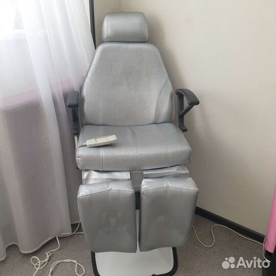 Педикюрное кресло с электроприводом бу