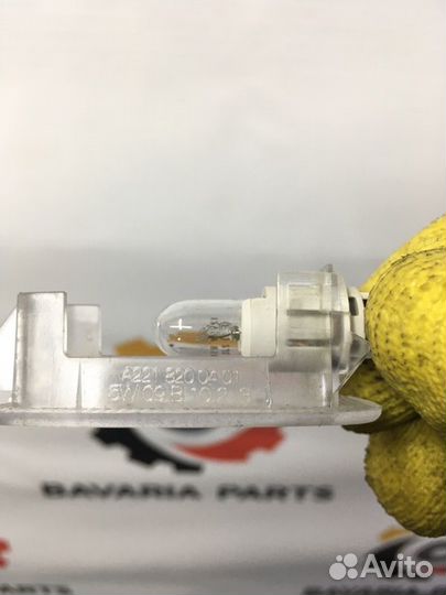 Плафон подсветки салона Mercedes E W212 3.5 2010