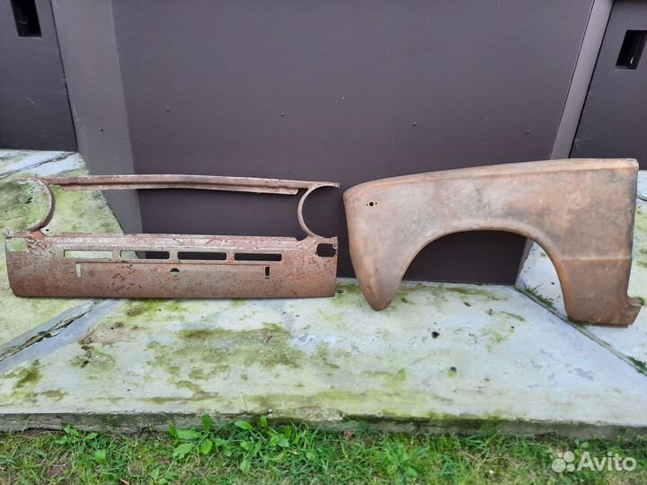 Переднее крыло левое пластик,передняя панель