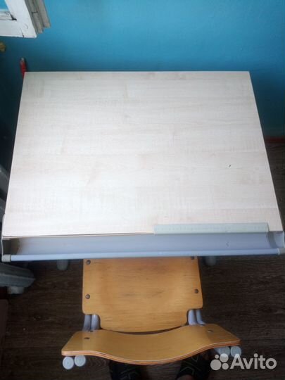 Растущая парта и стул бу