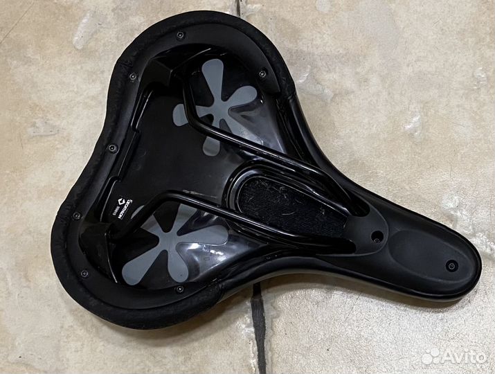 Велосипедное седло btwin