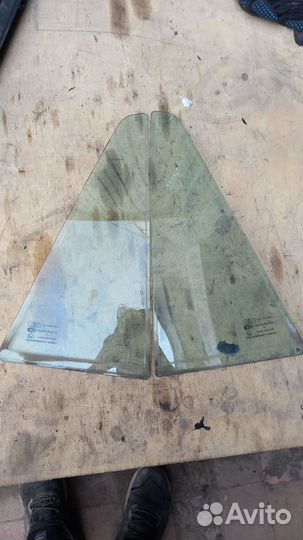 Стекло двери,боковое,угол Daewoo Nexia N100 N150