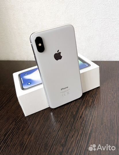 iPhone X 10