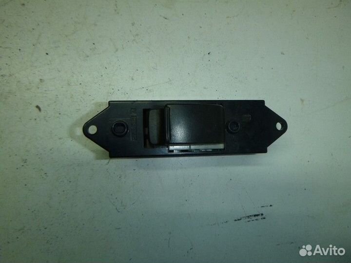 Кнопка стеклоподъемника передняя mitsubishi ASX 20