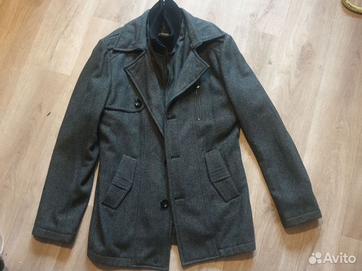 Пальто мужское 52 размер