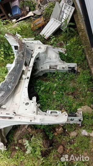 Передняя часть кузова Audi A3