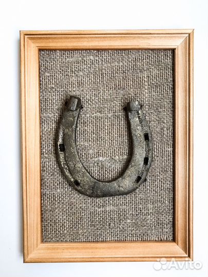 Подкова в рамке «На удачу»
