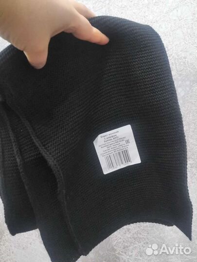 Шапка с натуральным помпоном женская