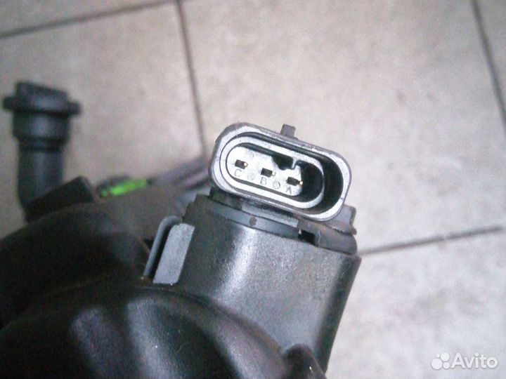 Крышка клапанная гбц левая equus genesis