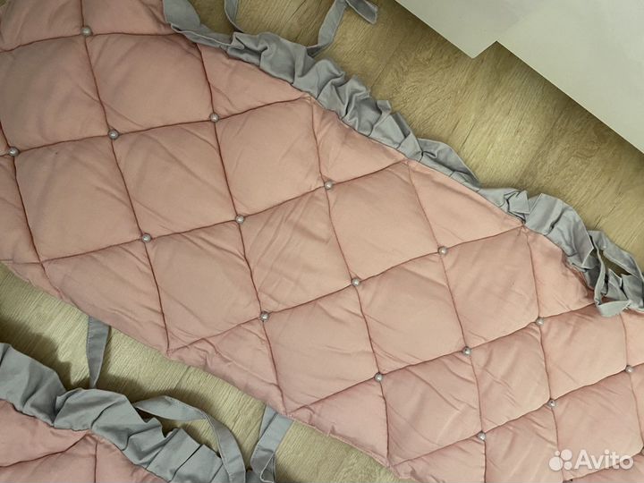 Бортики в кроватку для девочки