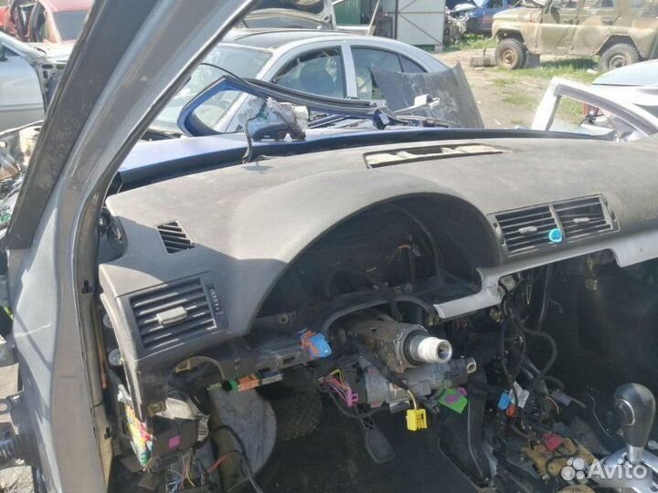 Торпедо Audi A4 Avant 3 B7 2007