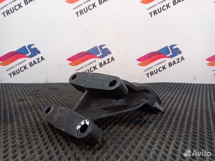 51415010118 Кронштейн двигателя передний