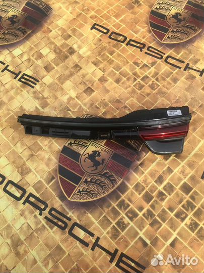 Porsche Panamera 971 фонарь задний правый