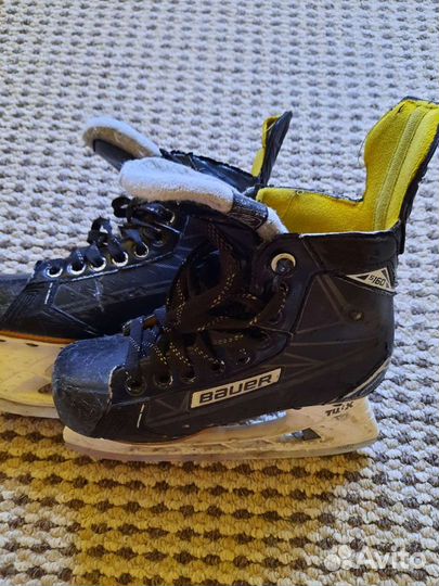 Хоккейные коньки bauer