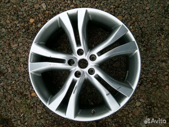 Диски R 20 nissan. поштучно