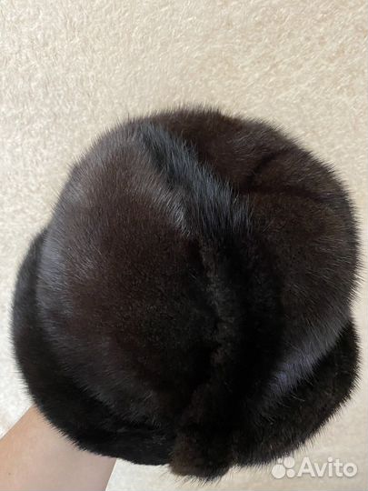 Шляпа женская меховая