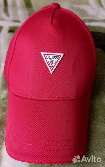 Бейсболка Guess