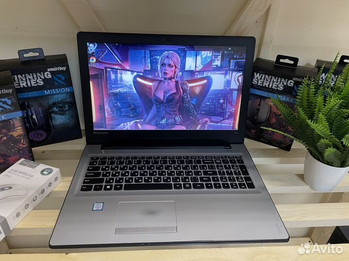 Ноутбук Lenovo i3-6100U/R5 M430/8Gb/SSD