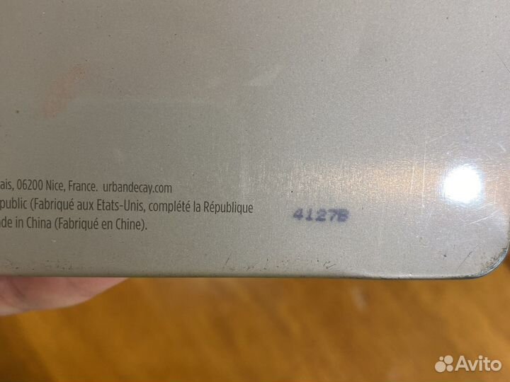 Тени для век