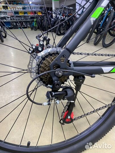 Велосипед горный взрослый колеса R29. Новый