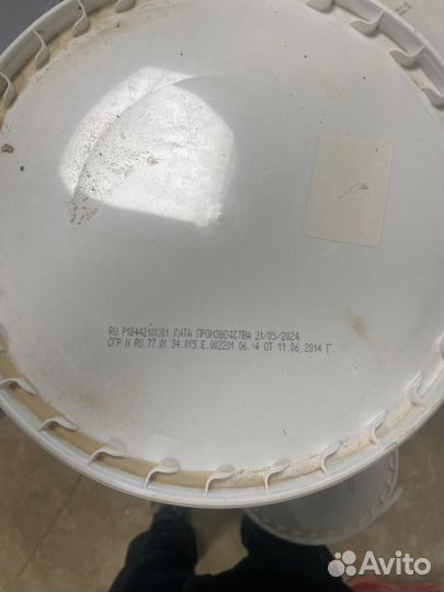 Краска для стен белая