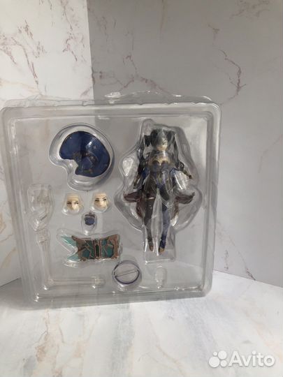 Фигурка Mona mirror reflection of doom