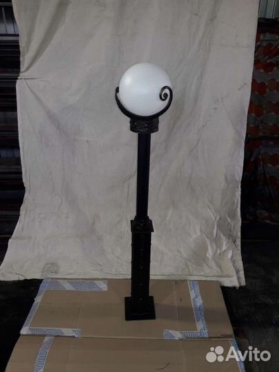 Фонарь уличный кованый