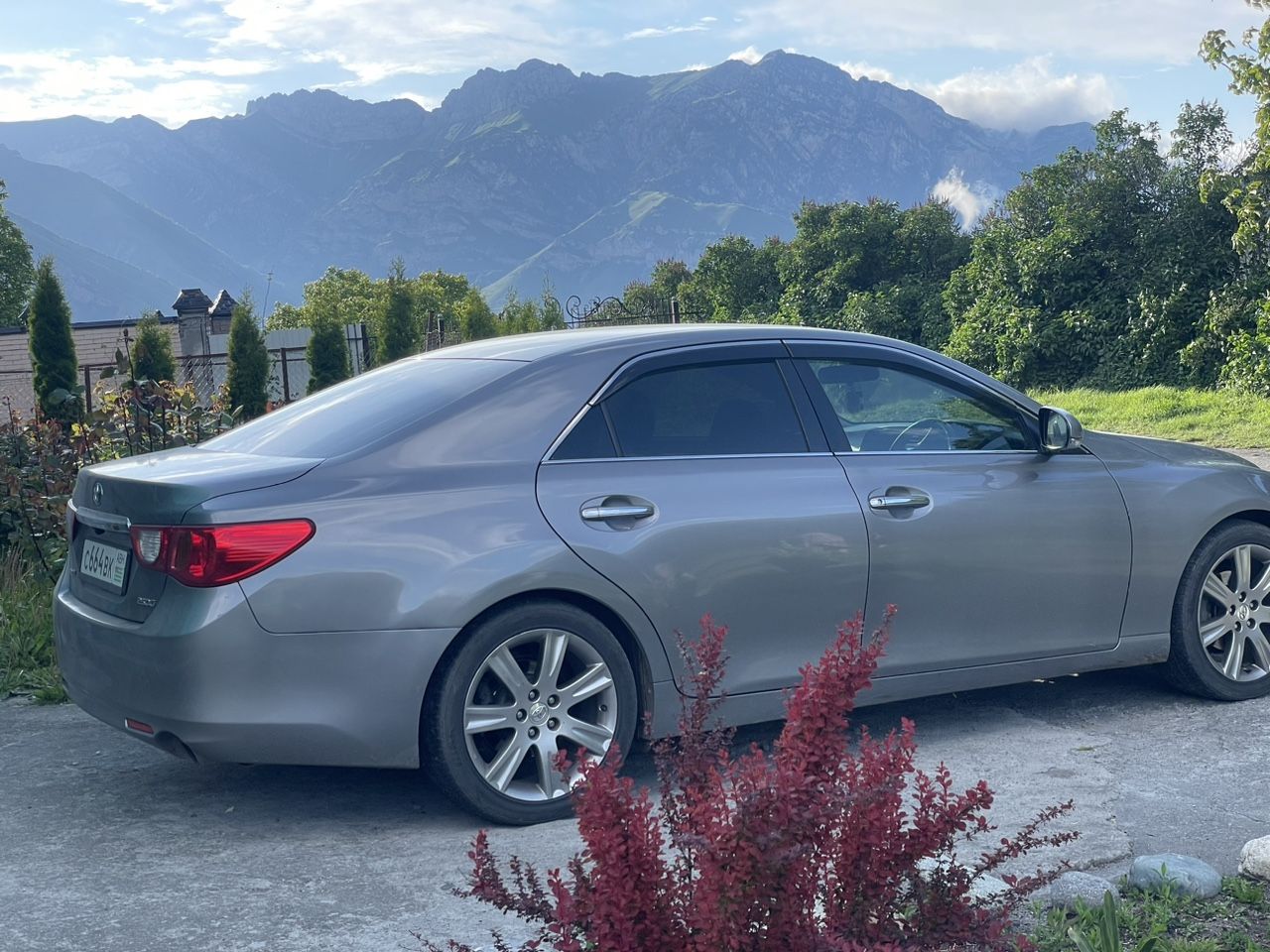Toyota Mark X: фото из отзыва