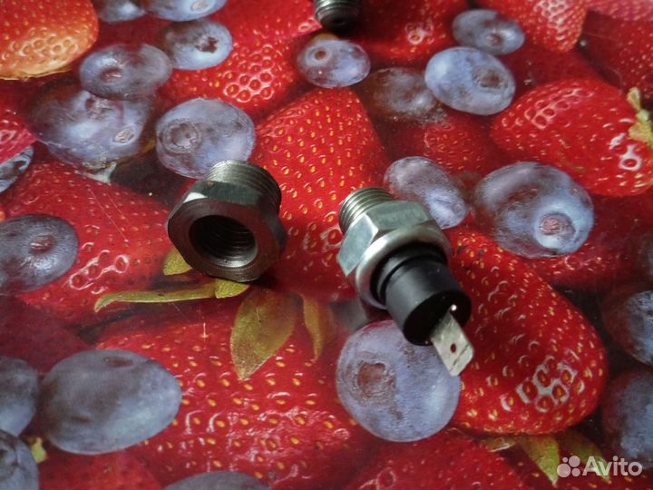 Переходник датчика давления масла ваз под нов резь