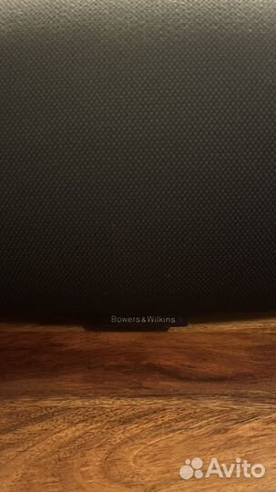 Колонка Bowers Wilkins Zeppelin