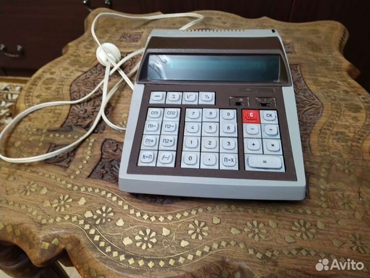 Электронный калькулятор СССР