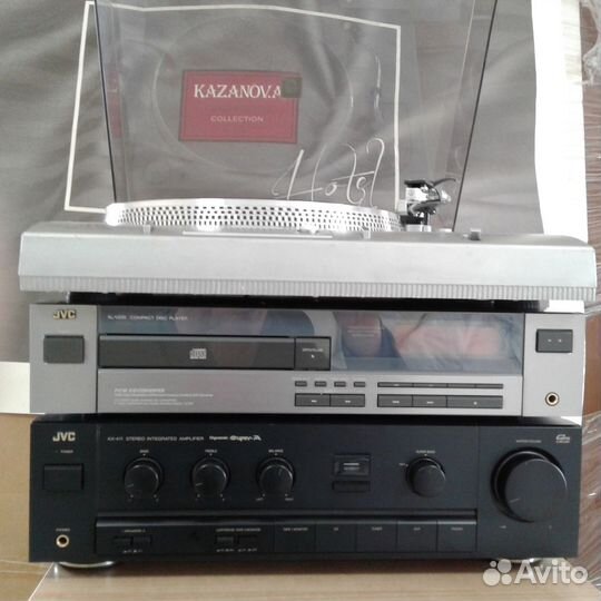 Продаю музыкальный центр JVC