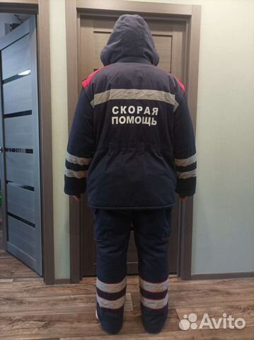 Зимняя форма работника скорой помощи