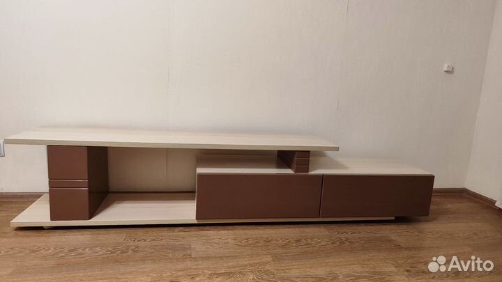 Тумба под тв