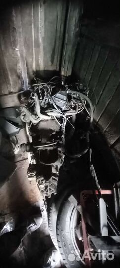 Двигатель+коробка + навесное на ауди80