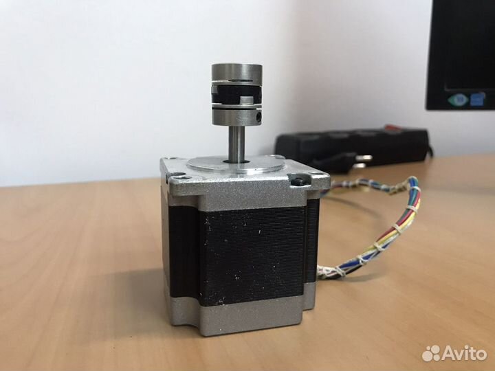 Шаговый двигатель nema 23 FL57STH56-1006 A